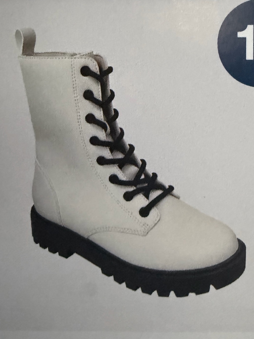 NWT Girls kids 13 cream white Lace-Up Combat Boots with Black Sole Art Class new